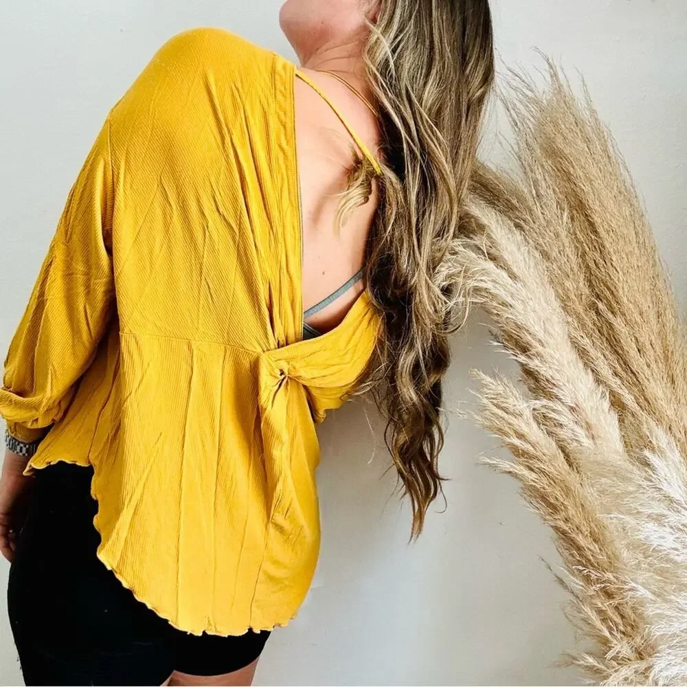 FP FREE PEOPLE Gold Mustard Ruffle Knit Open Back Balloon Sleeve Blouse Top XS